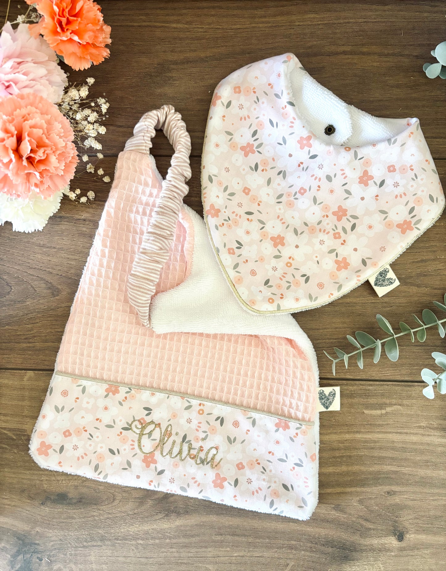 Bavoir bandana imperméable personnalisé